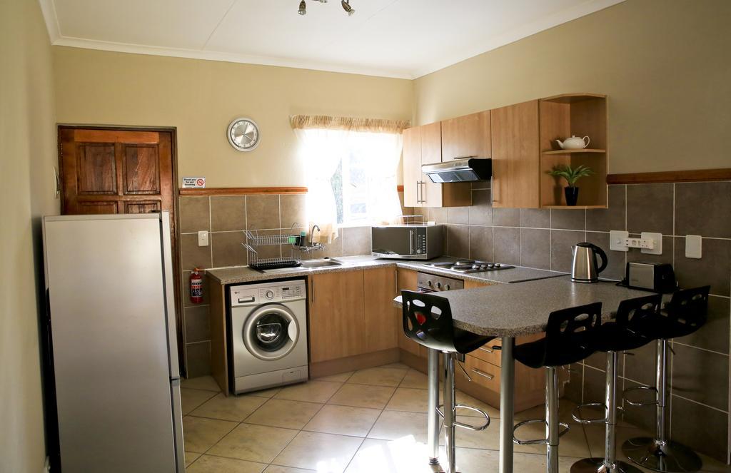 African Eagle Apartments Witfield المظهر الخارجي الصورة