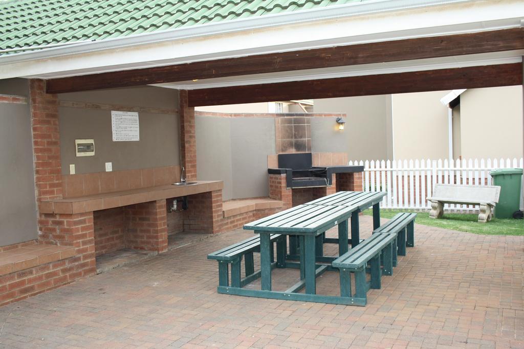 African Eagle Apartments Witfield المظهر الخارجي الصورة