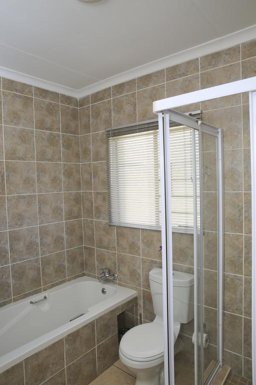 African Eagle Apartments Witfield المظهر الخارجي الصورة
