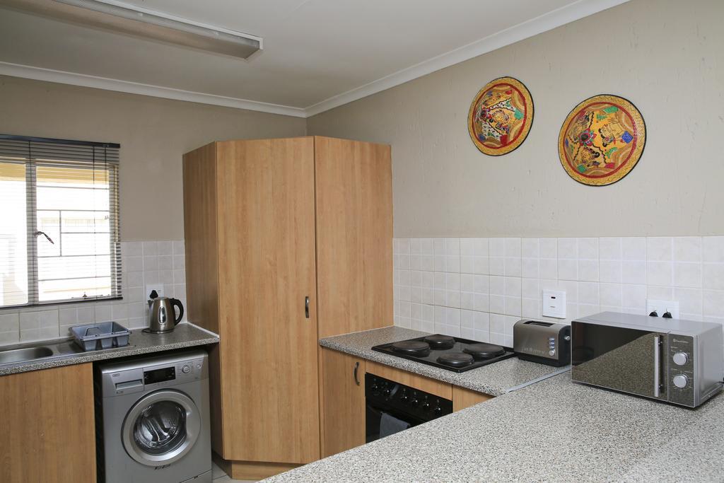 African Eagle Apartments Witfield المظهر الخارجي الصورة