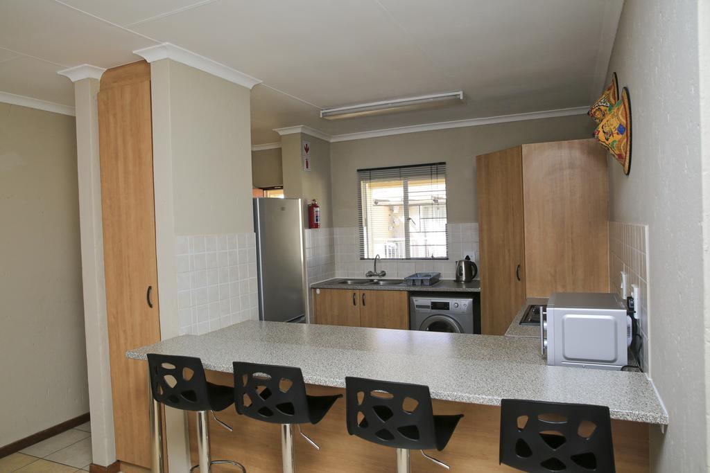 African Eagle Apartments Witfield المظهر الخارجي الصورة