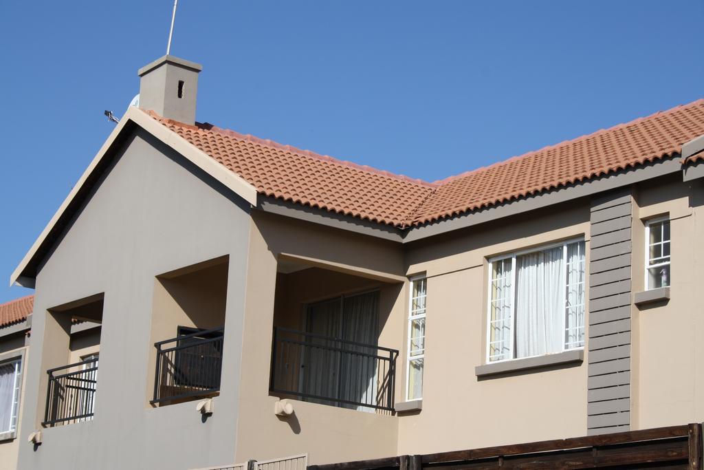 African Eagle Apartments Witfield المظهر الخارجي الصورة